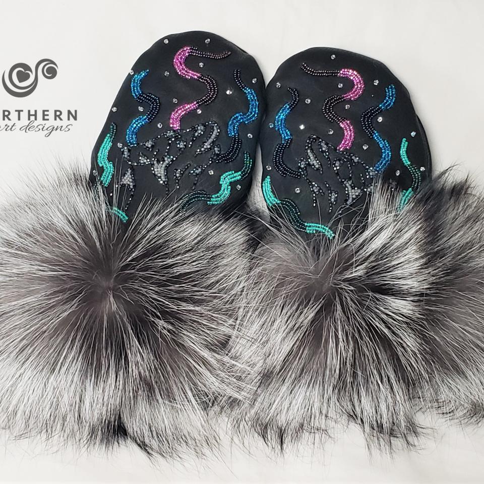 https://www.northernheartdesigns.com/product/custom-beaded-mitts