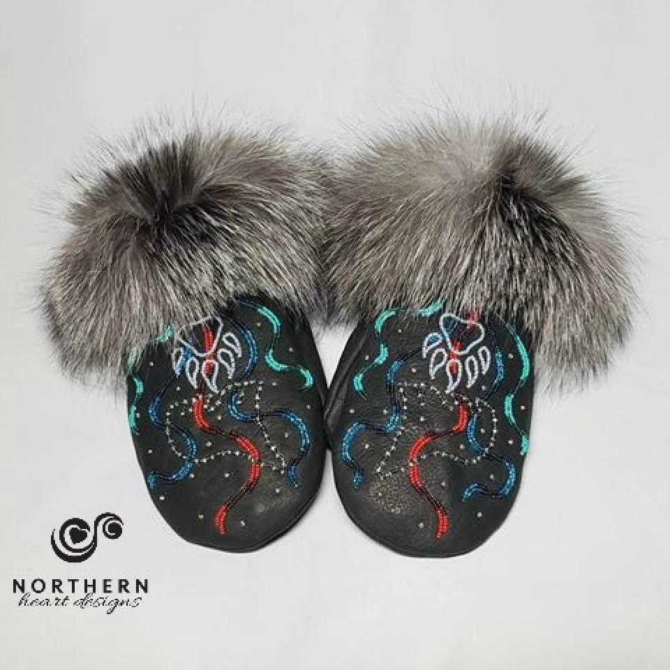 https://www.northernheartdesigns.com/product/custom-beaded-mitts