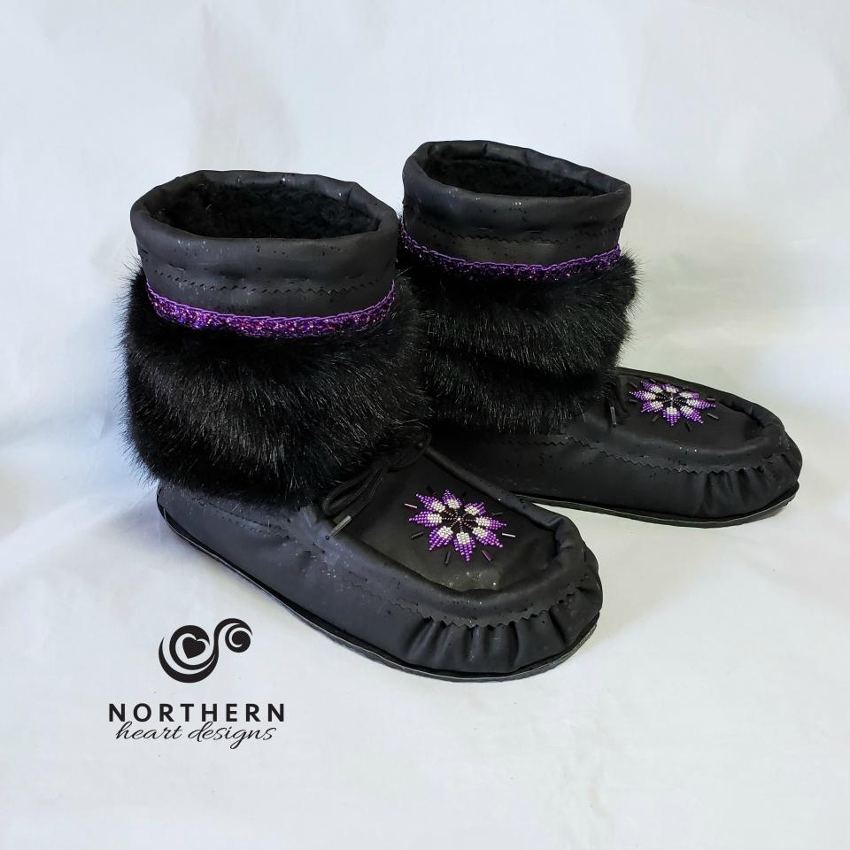 Shorty Mukluks, vegan line materials