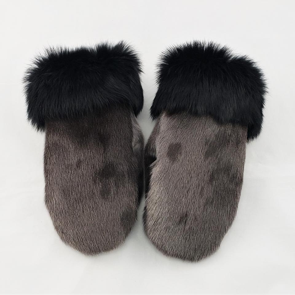 seal mitts with beaver fur cuff