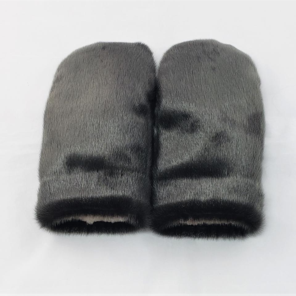 seal mitts with seal cuff