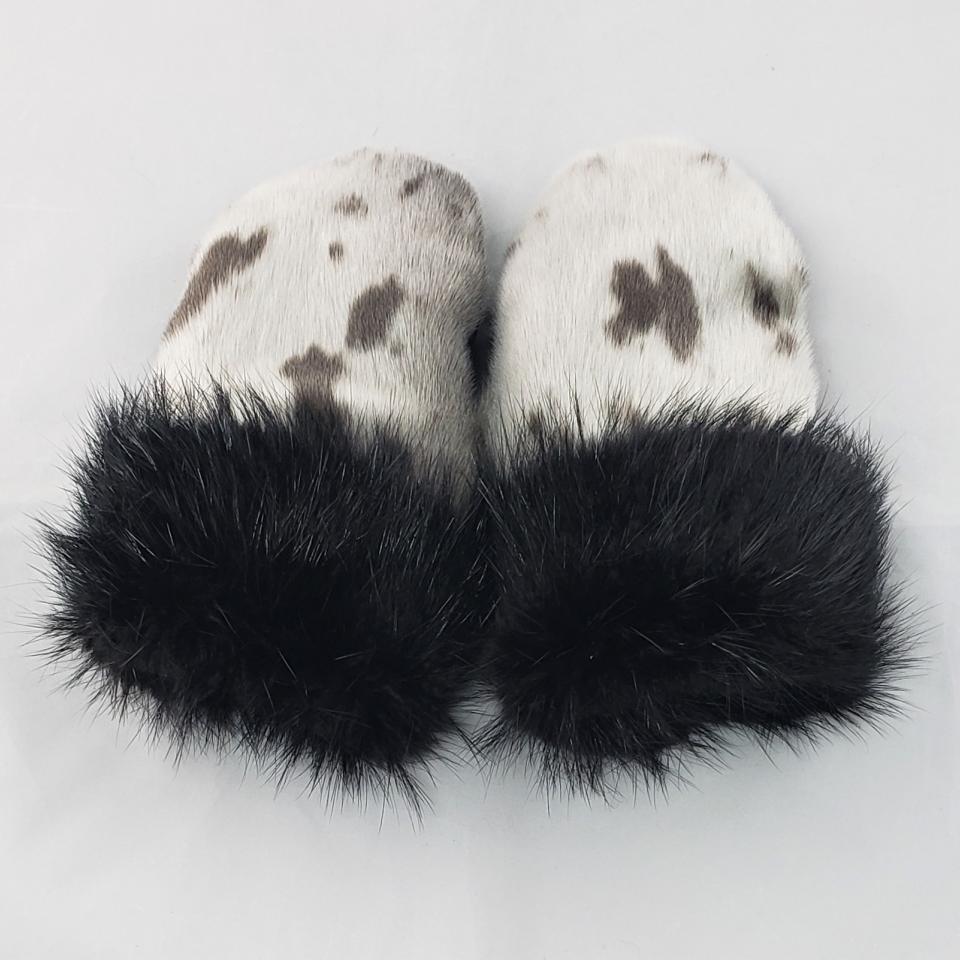 seal mitts with beaver fur cuff