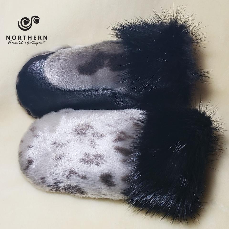 seal mitts with beaver fur cuff