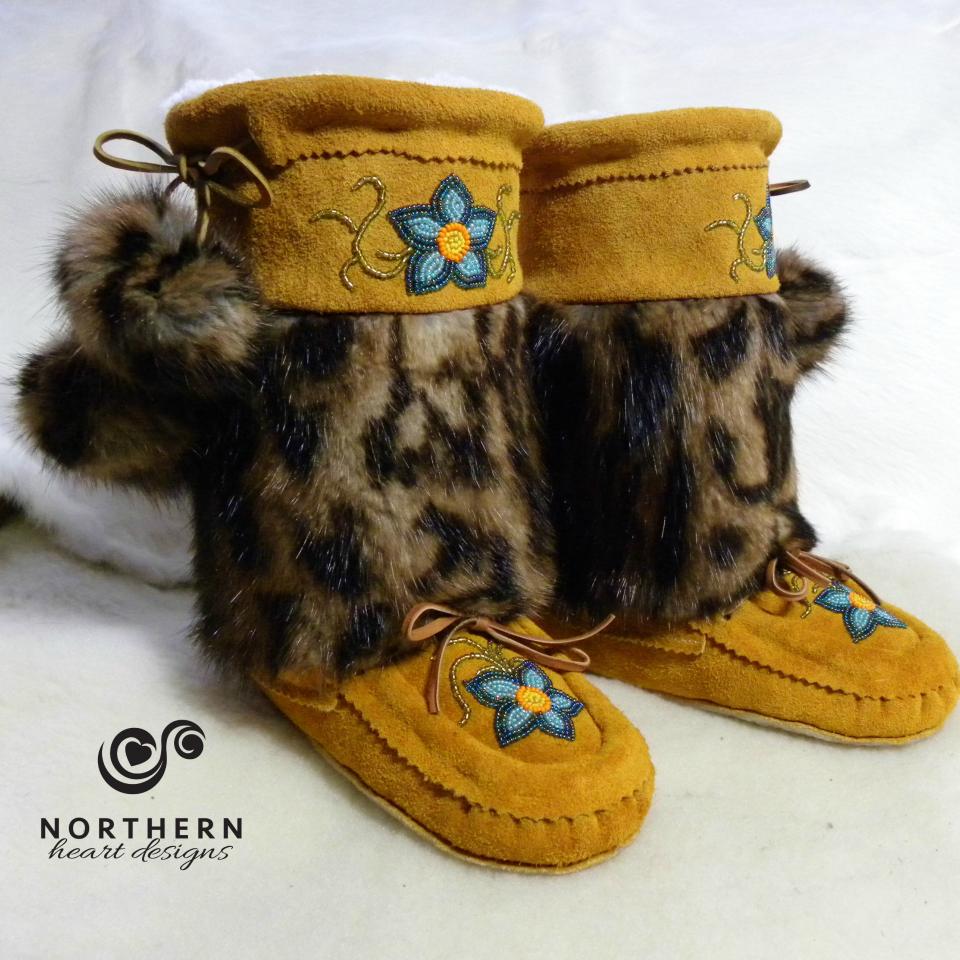 Kids mukluks with top section beading