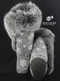 mukluks, beaded mukluks, leather fur boot, fox fur mukluks