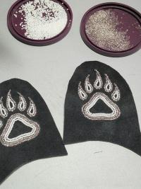 bead pattern, beading ideas, bear paw beading, bear paw beadwork