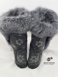 mukluks, beaded mukluks, leather fur boot, fox fur mukluks