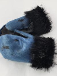 sealskin mitts, seal mitts, seal fur, shearling, sheepskin