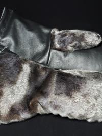 Sealskin gauntlets, seal mitts, seal fur, gauntlet mitts