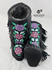 mukluks, beaded mukluks, fringed mukluks, leather fringe boots