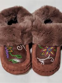 Moccasin slippers, Metis hand painted design, Ladies 6.5-7.5