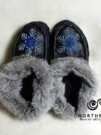 moccasins, beading, leather, suede, fur, slippers