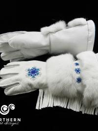 gauntlets, gauntlet gloves, leather gloves, winter gloves, leather, fur, beading