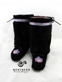 mukluks, leather mukluks, fur mukluks, beaded mukluks, handmade mukluks