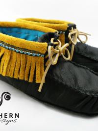 Scout moccasins, outdoor moccasins, leather moccasins, fringe, lace