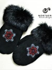 leather mitts, beaded mitts, leather, fur