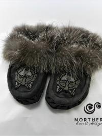 moccasins, beading, leather, suede, fur, slippers