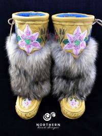 mukluks, leather mukluks, fur mukluks, beaded mukluks, handmade mukluks