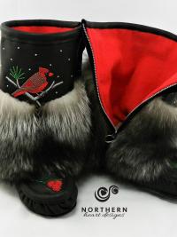 mukluks, leather mukluks, fur mukluks, beaded mukluks, handmade mukluks