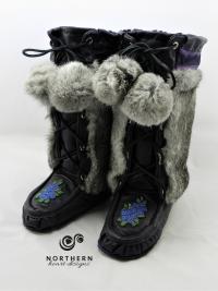 mukluks, laced mukluks, lace-front mukluks, leather mukluks, handmade mukluks