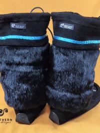 Lace-Front Style mukluks, Men's 8-9/Ladies 9.5-10.5