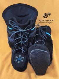 Lace-Front Style mukluks, Men's 8-9/Ladies 9.5-10.5