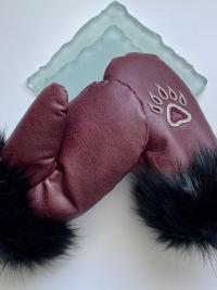 Vegan Bear Paw Beaded Mitts - Size Large