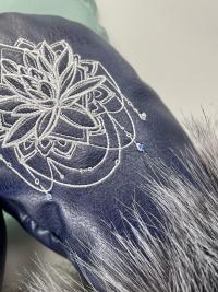 Indigo vegan Lotus embroidered mitts, with crystals - size medium