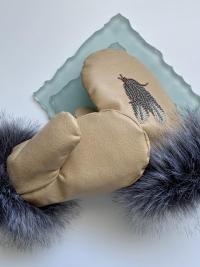 Vegan Friendly Feather Beaded Mitts - Size Medium