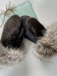 Seal Skin and coyote  Fur trimmed mitts - medium