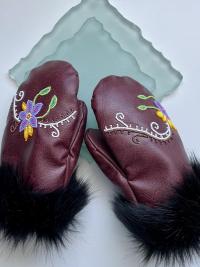 Vegan Metis Flower Beaded Mitts - Size Medium