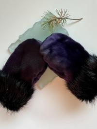 Purple Seal Skin and Beaver Fur trimmed mitts - Size Medium