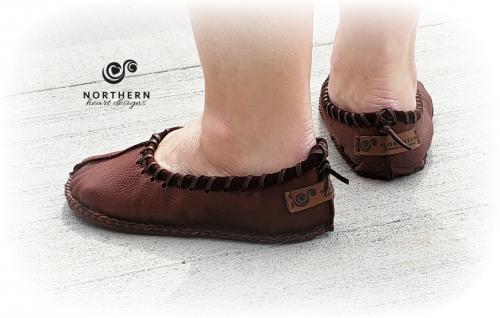 soft moccasin, deerskin shoe, ballet flat, leather slipper