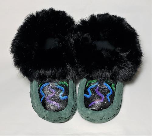 Moccasin slippers, leather painted designs, Ladies 9-10.