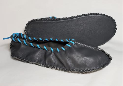 Black with Blue accents Ballet-style Deerskin Flats, Ladies 7.5