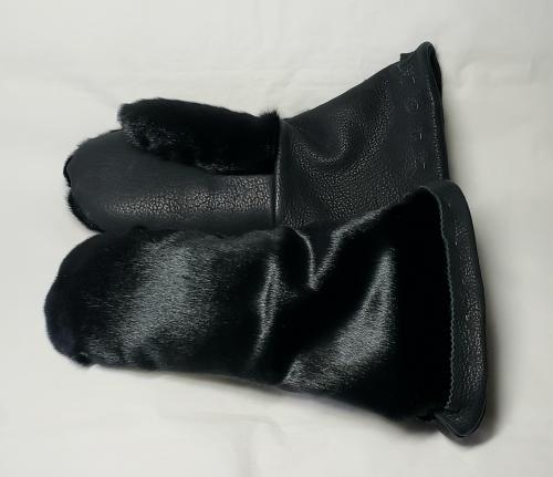 Sealskin gauntlets, seal mitts, seal fur, gauntlet mitts