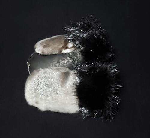 Sealskin Mitts, Size XS