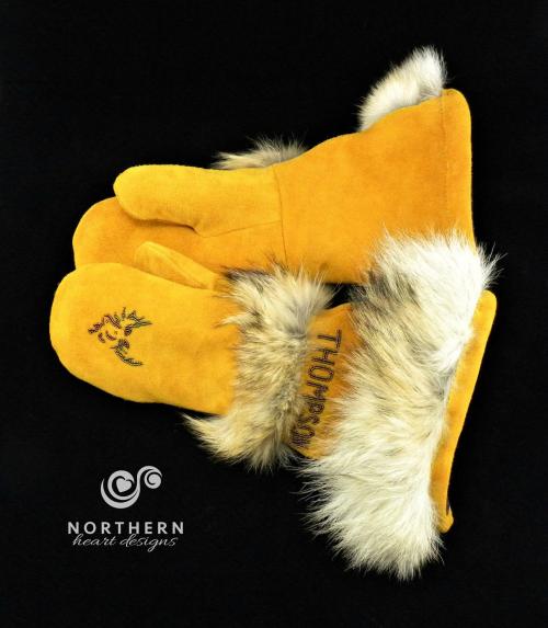 Leather/Fur Gauntlets Making Class - Registration closed
