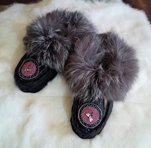 moccasins, slippers, beading, suede, leather, fur