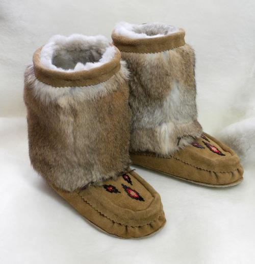 short mukluks, beaded mukluks, leather, fur, beading