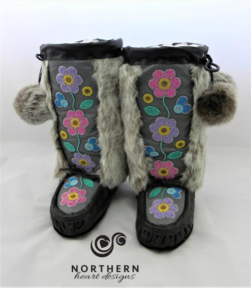 mukluks, leather mukluks, fur mukluks, beaded mukluks, handmade mukluks