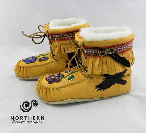 Scout moccasins, outdoor moccasins, leather moccasins, fringe, lace