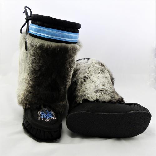 mukluks, leather mukluks, fur mukluks, beaded mukluks, handmade mukluks