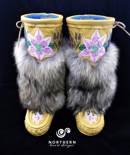 mukluks, leather mukluks, fur mukluks, beaded mukluks, handmade mukluks