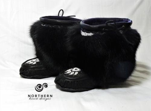 mukluks, beaded mukluks, mid-calf mukluks, leather, fur, beading, handmade