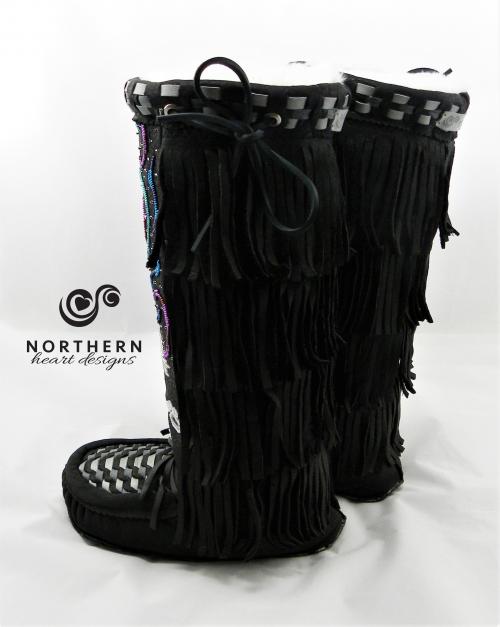 mukluks, beaded mukluks, fringed mukluks, leather fringe boots