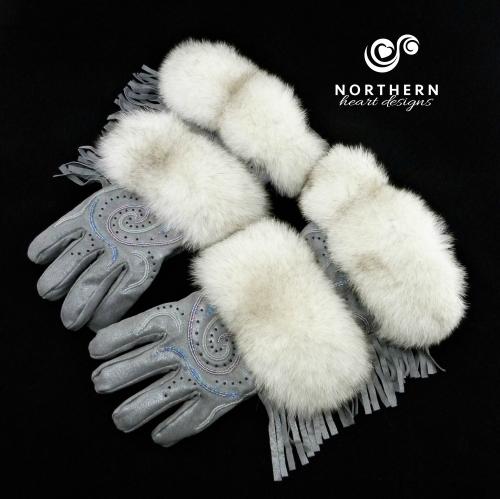 gauntlets, gauntlet gloves, leather gloves, winter gloves, leather, fur, beading