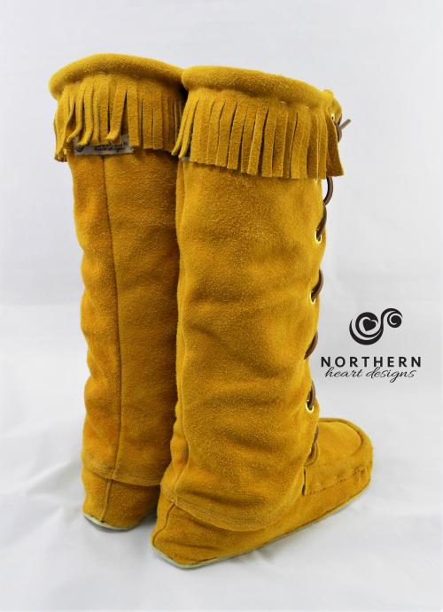 trapper mukluks, leather mukluks, laced mukluks, moose hide boots