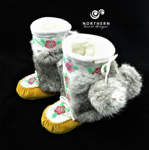 kids mukluks, leather, fur, beading, hadmade mukluks