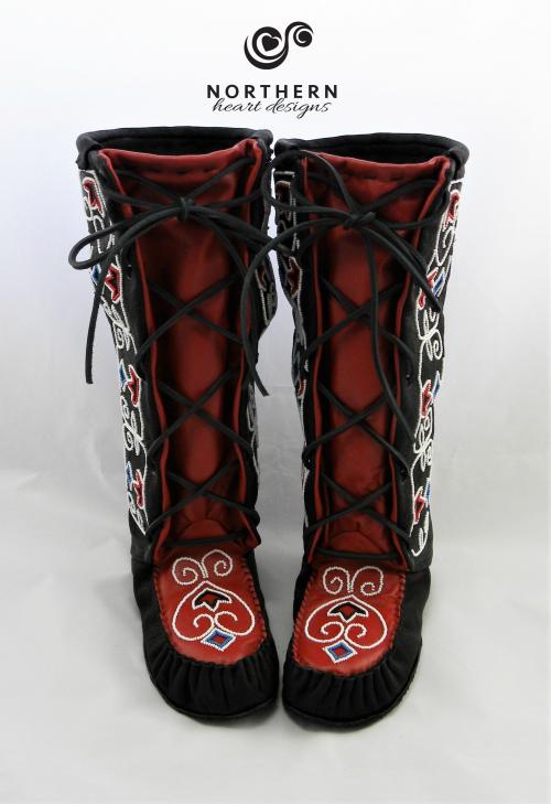 mukluks, laced mukluks, trapper mukluks, beaded mukluks, mi'kmaq beading